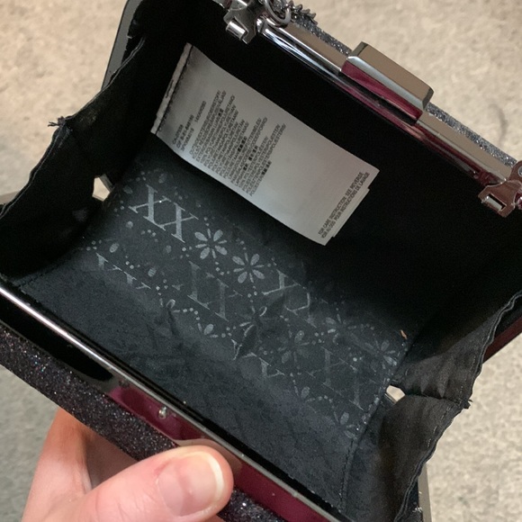 Dazzling Purse - Picture 15 of 16